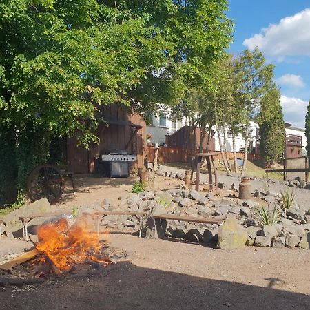 Besondere Ferienwohnung Spirit Auf Idyllischem Reiterhof Nahe Burg Eltz Münstermaifeld Exterior foto